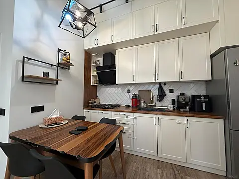 Satılır 3 otaqlı mənzil 68 m²