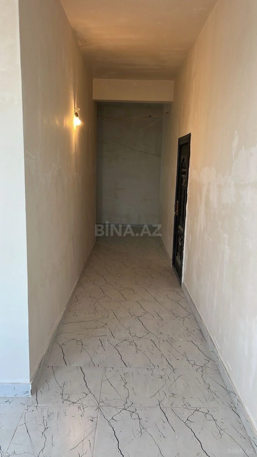 Satılır 2 otaqlı mənzil 68 m²