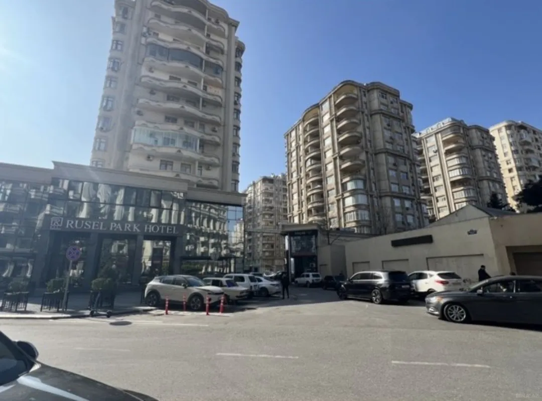 Satılır 2 otaqlı mənzil 68 m²