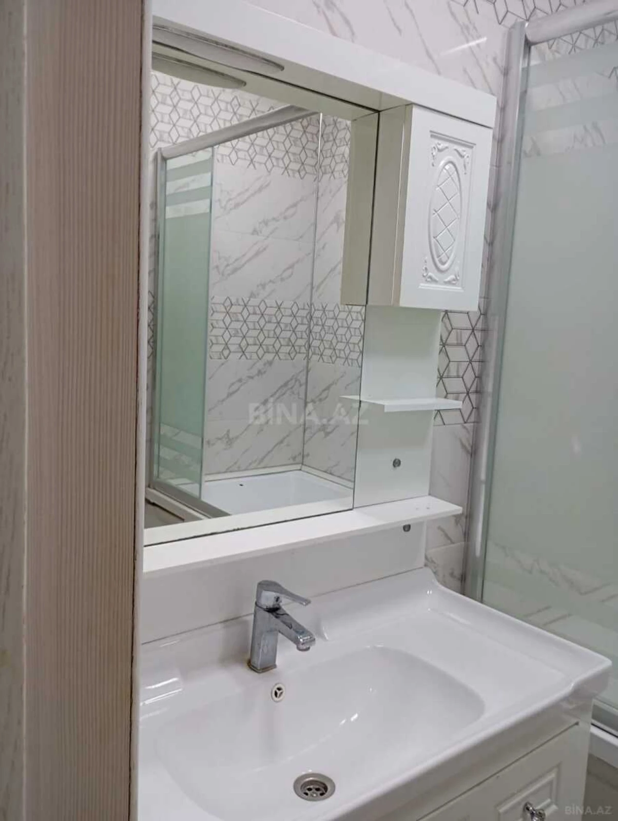 Kirayə verilir 2 otaqlı mənzil 80 m²