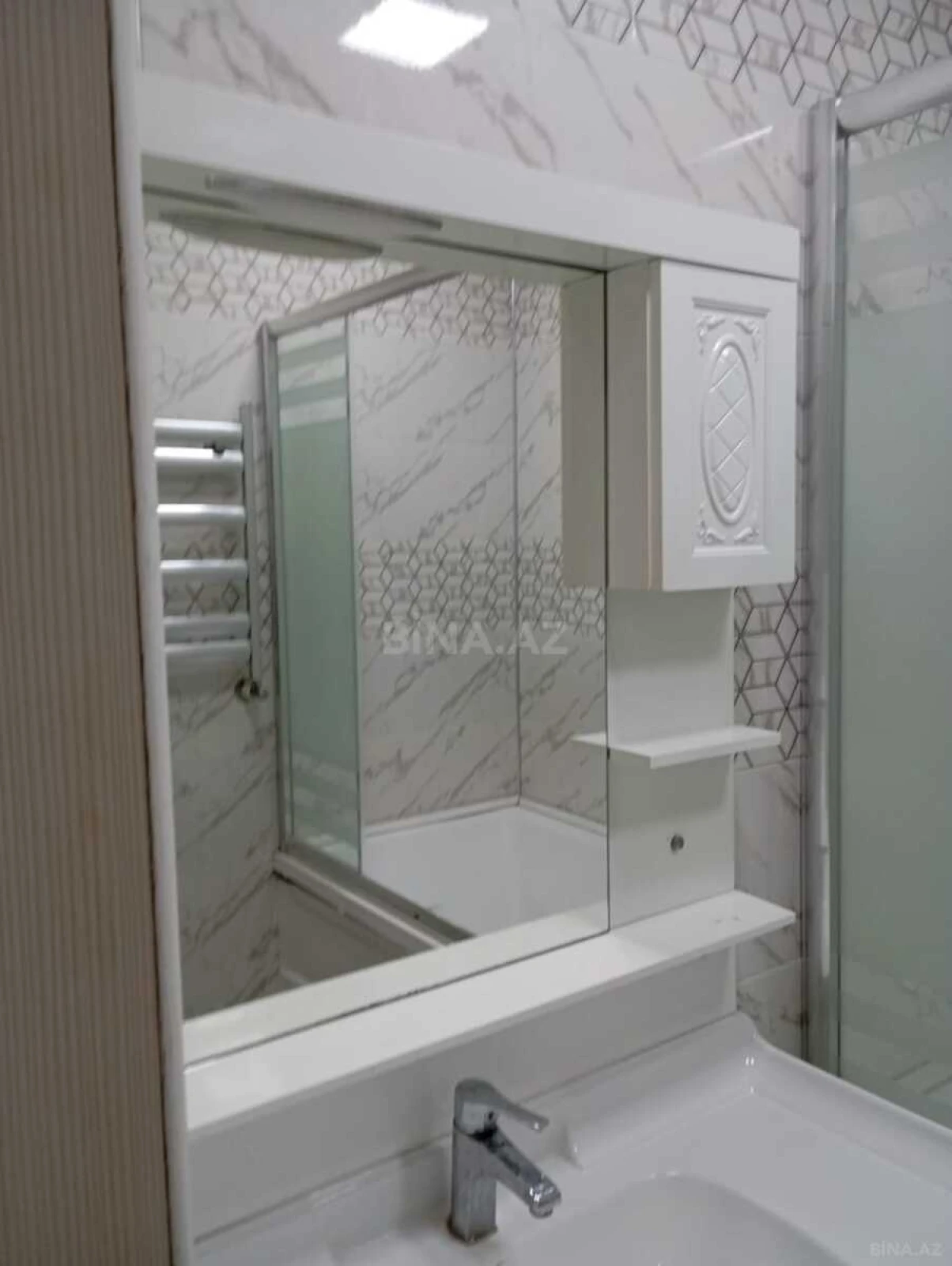 Kirayə verilir 2 otaqlı mənzil 80 m²