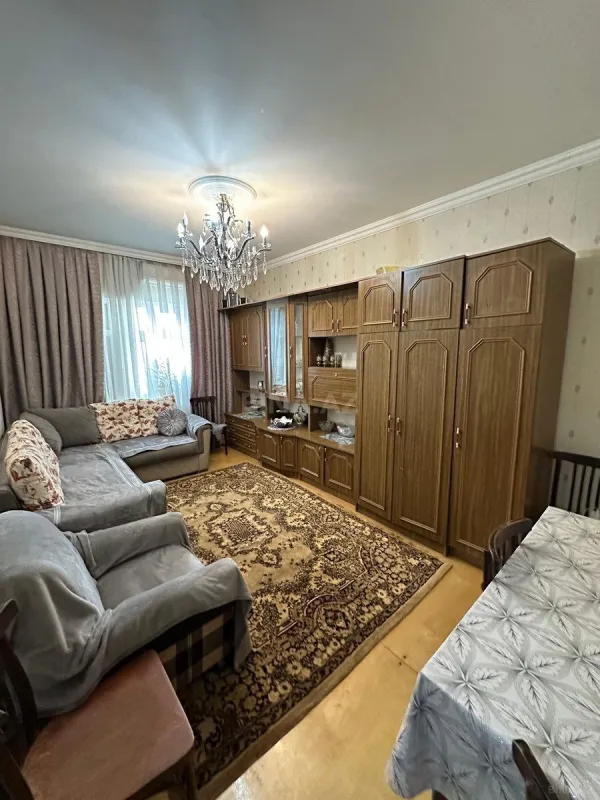 Satılır 1 otaqlı mənzil 38 m²