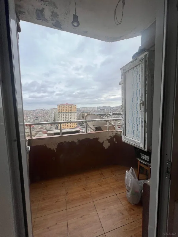 Satılır 3 otaqlı mənzil 90 m²