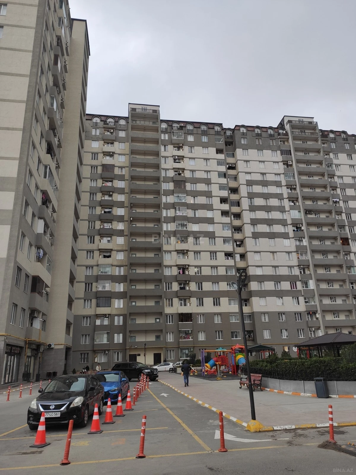 Satılır 2 otaqlı mənzil 64 m²