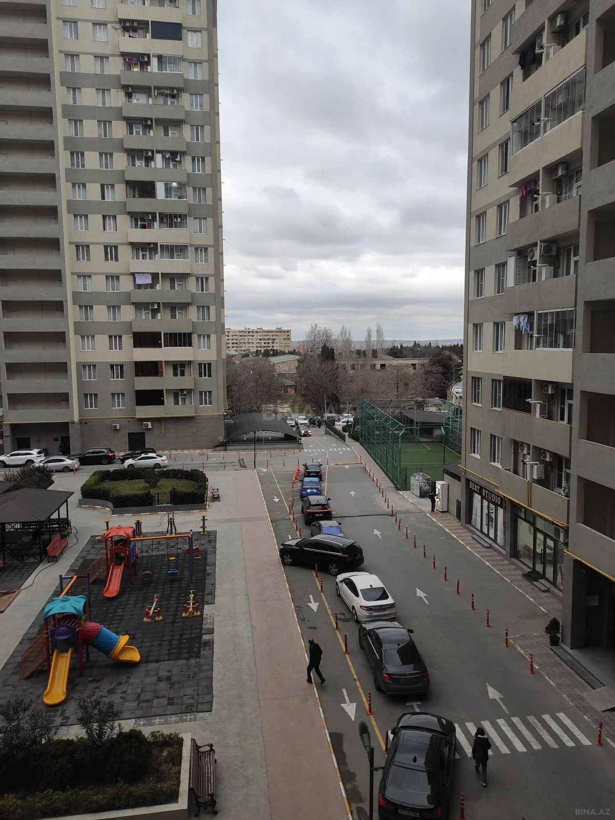 Satılır 2 otaqlı mənzil 64 m²