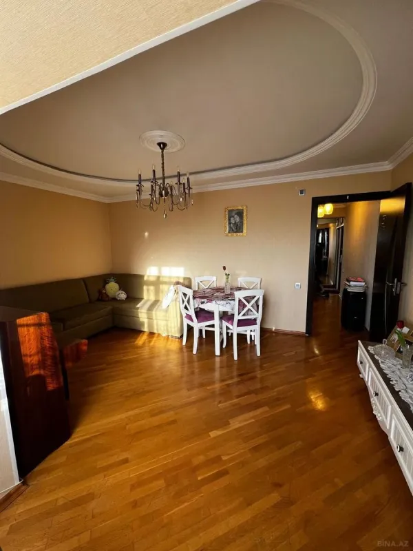 Satılır 2 otaqlı mənzil 65 m²