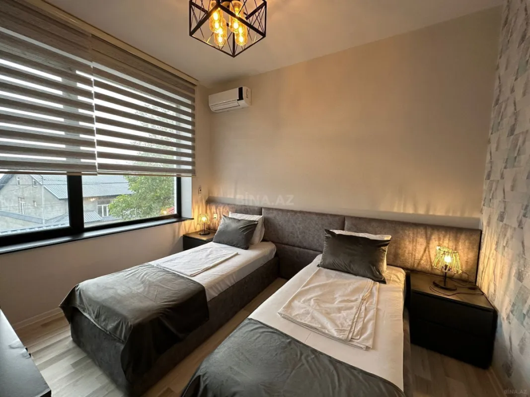 Satılır 6 otaqlı həyət evi 222 m²