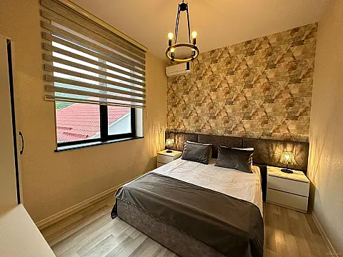 Satılır 6 otaqlı həyət evi 222 m²