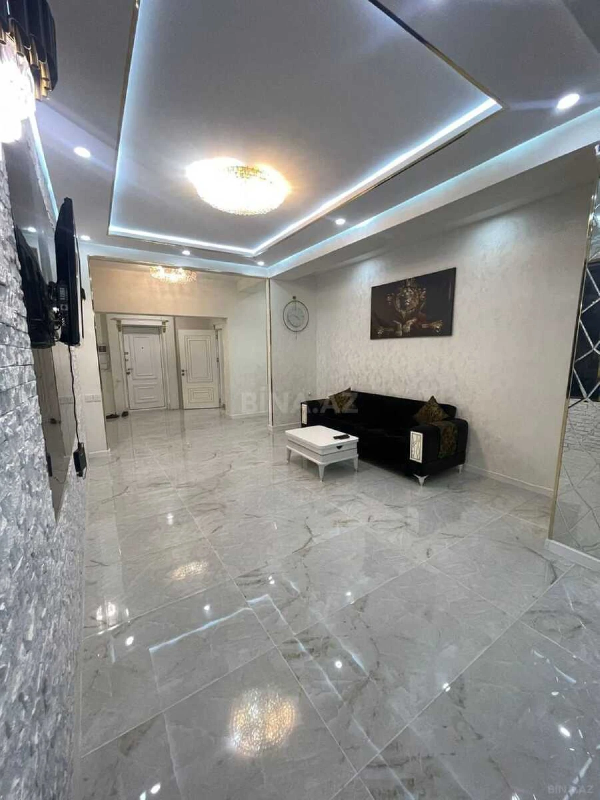 Satılır 3 otaqlı mənzil 100 m²