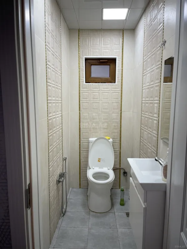 Satılır 4 otaqlı həyət evi 200 m²