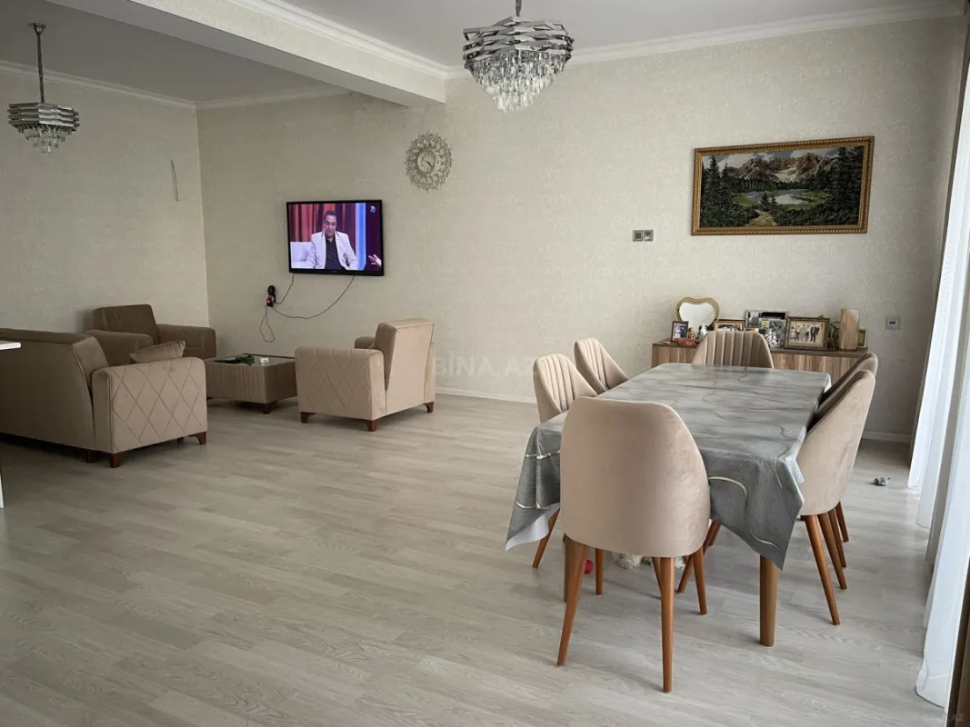 Satılır 4 otaqlı həyət evi 200 m²