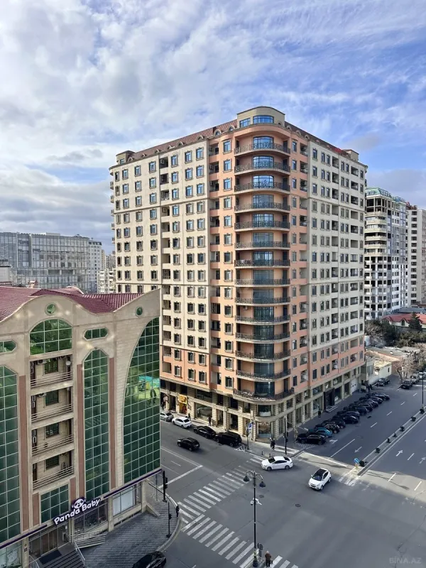 Kirayə verilir 3 otaqlı mənzil 110 m²