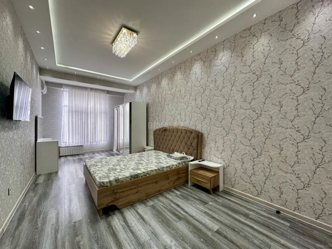 Kirayə verilir 3 otaqlı mənzil 110 m²