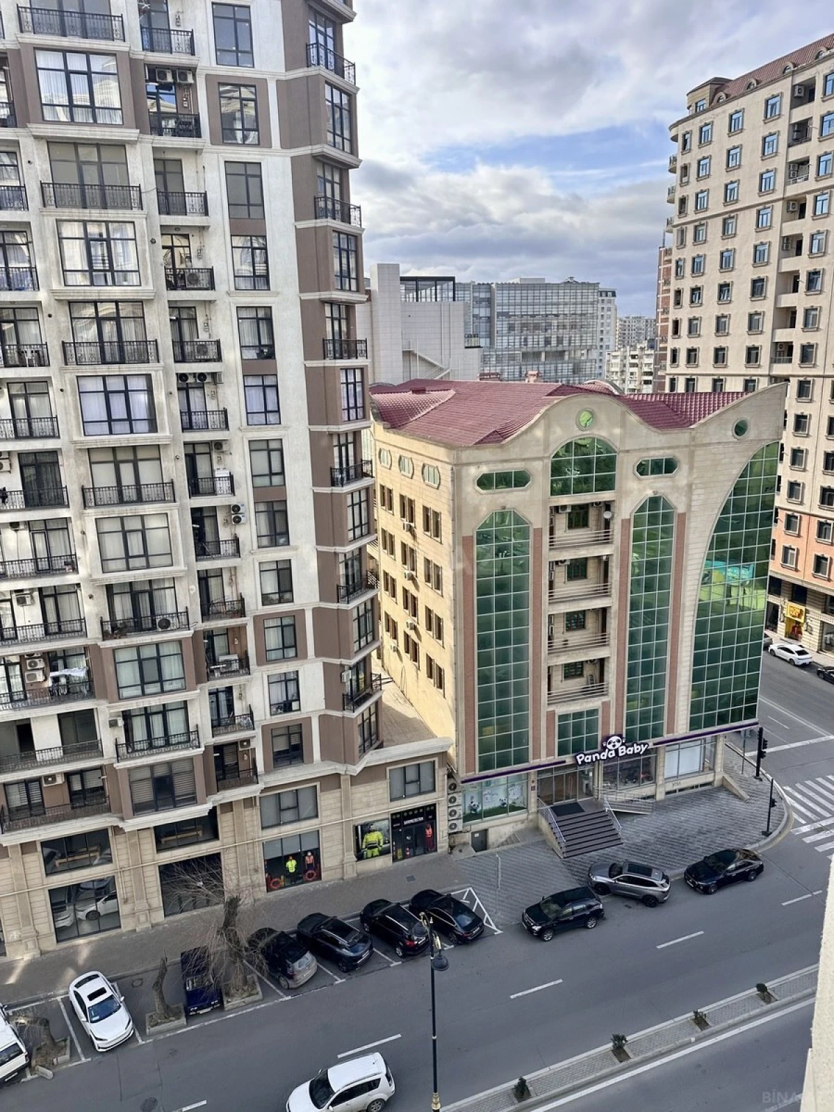 Kirayə verilir 3 otaqlı mənzil 110 m²
