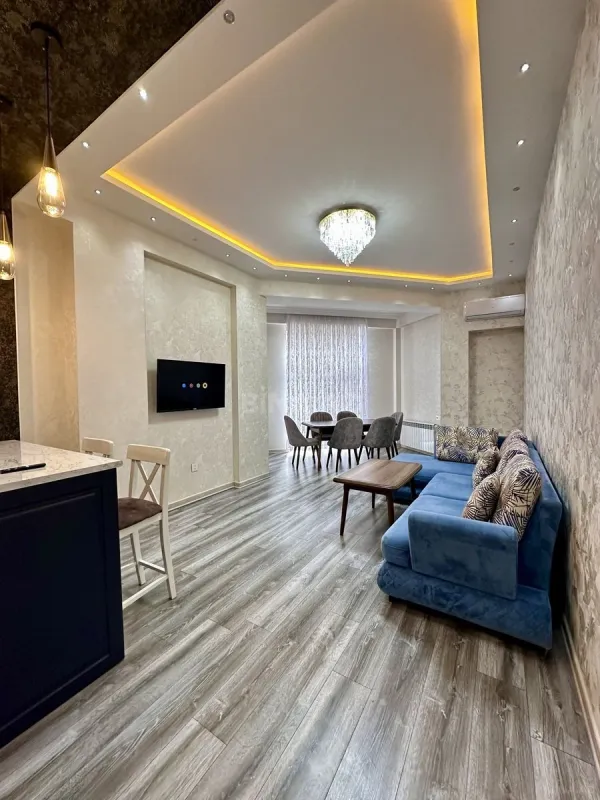 Kirayə verilir 3 otaqlı mənzil 110 m²