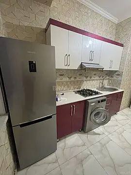 Kirayə verilir 2 otaqlı mənzil 80 m²