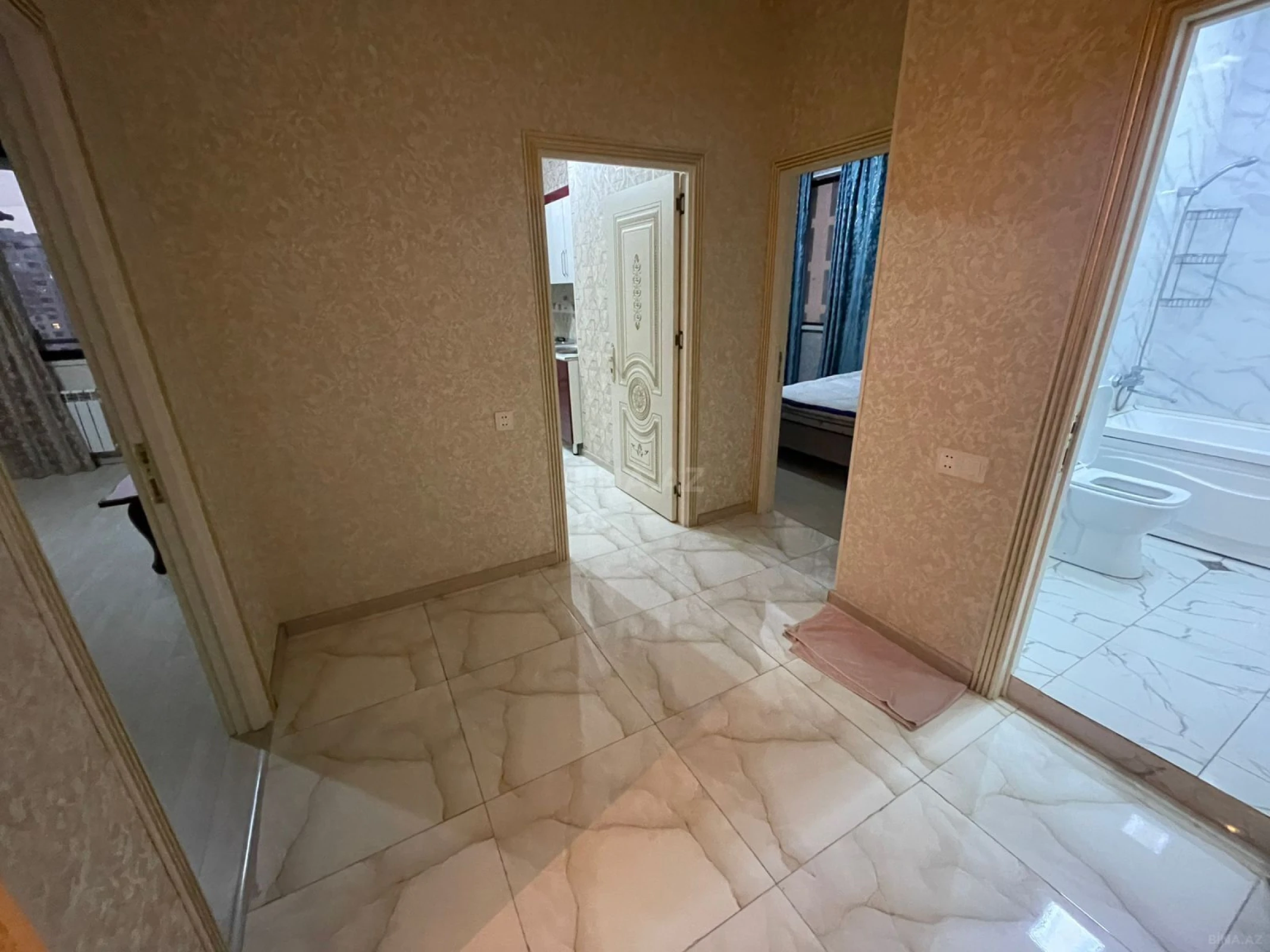 Kirayə verilir 2 otaqlı mənzil 80 m²