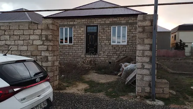 Satılır 4 otaqlı həyət evi 110 m²