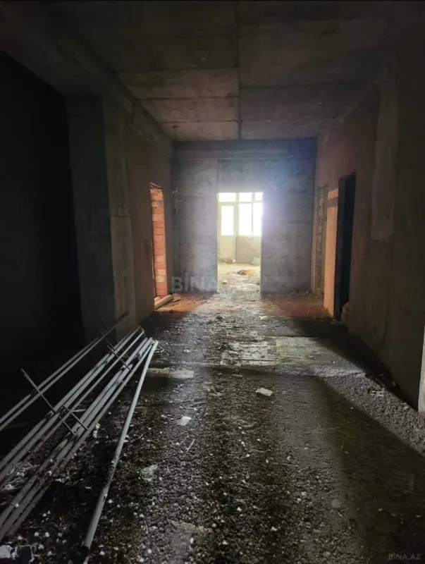 Satılır 3 otaqlı mənzil 163 m²