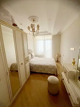 Satılır 3 otaqlı mənzil 90 m²
