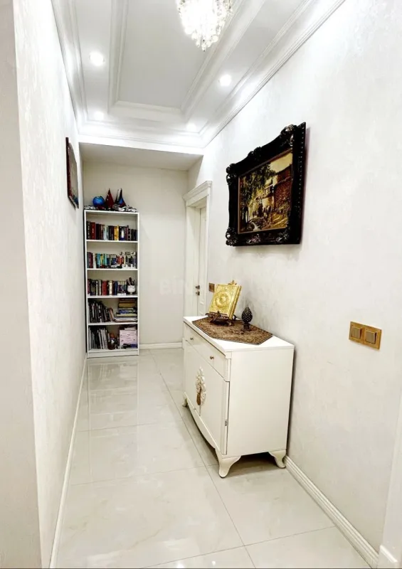 Satılır 3 otaqlı mənzil 90 m²