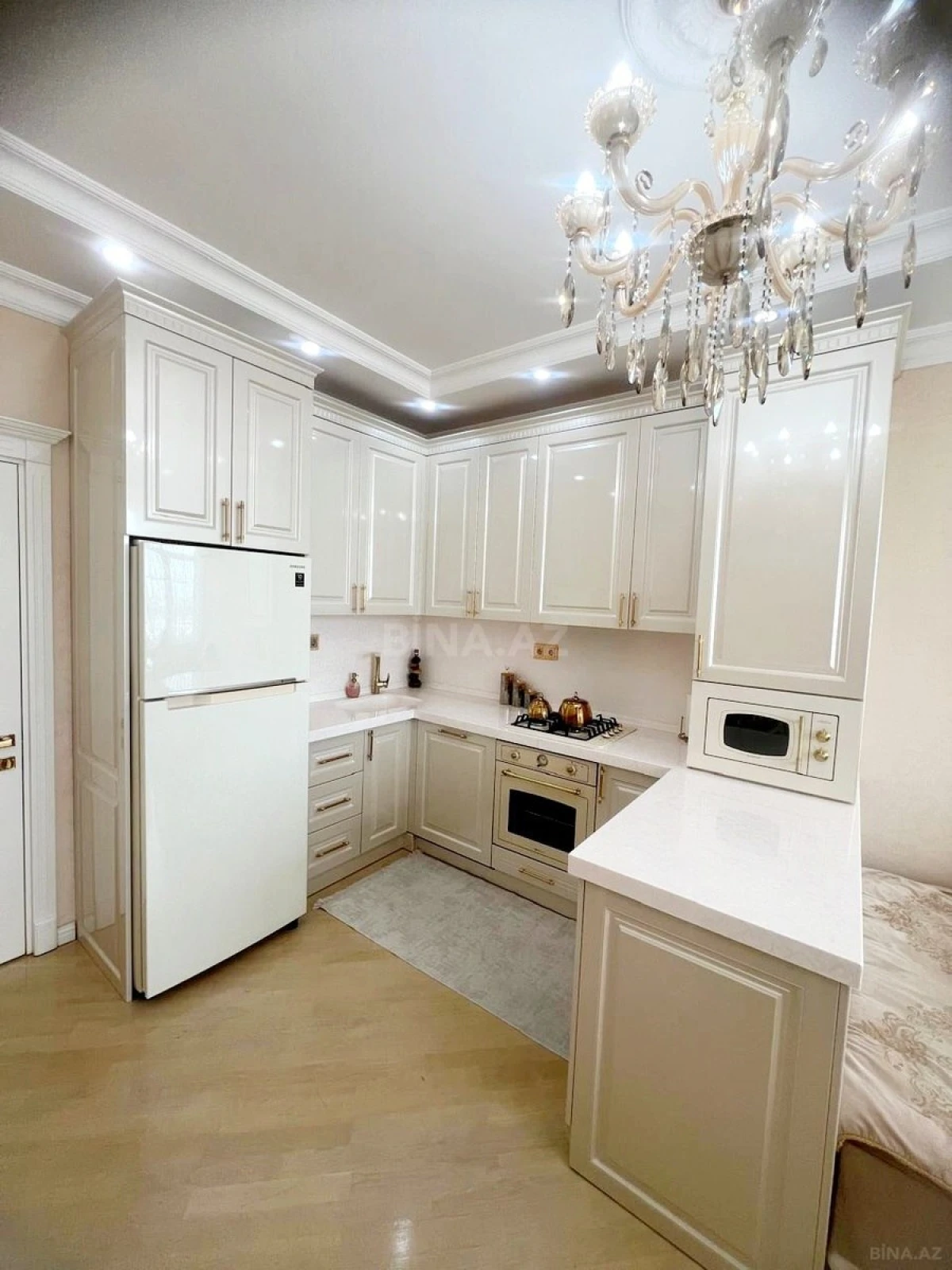 Satılır 3 otaqlı mənzil 90 m²