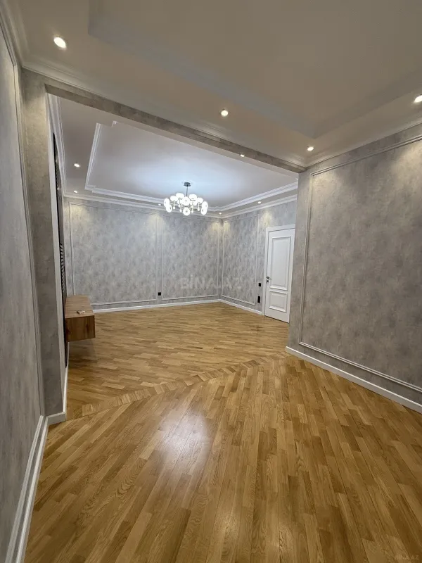 Satılır 3 otaqlı mənzil 90 m²