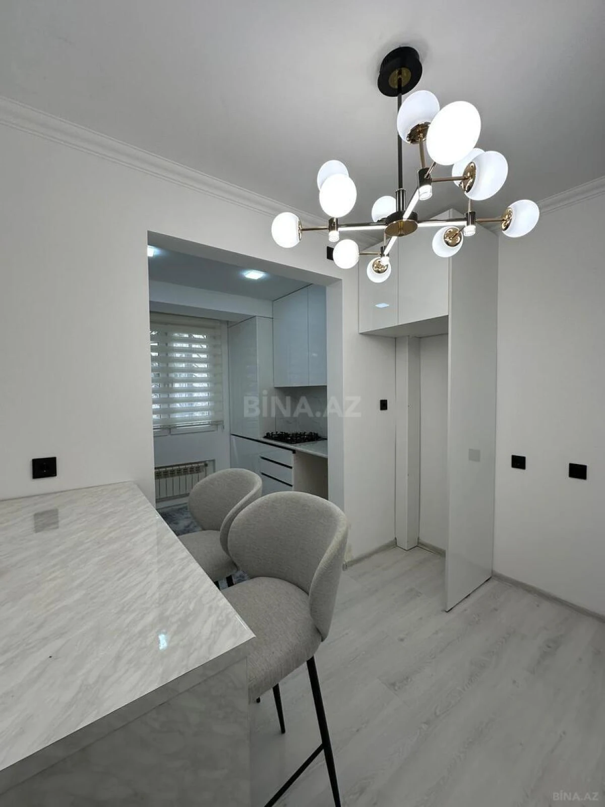 Satılır 2 otaqlı mənzil 60 m²