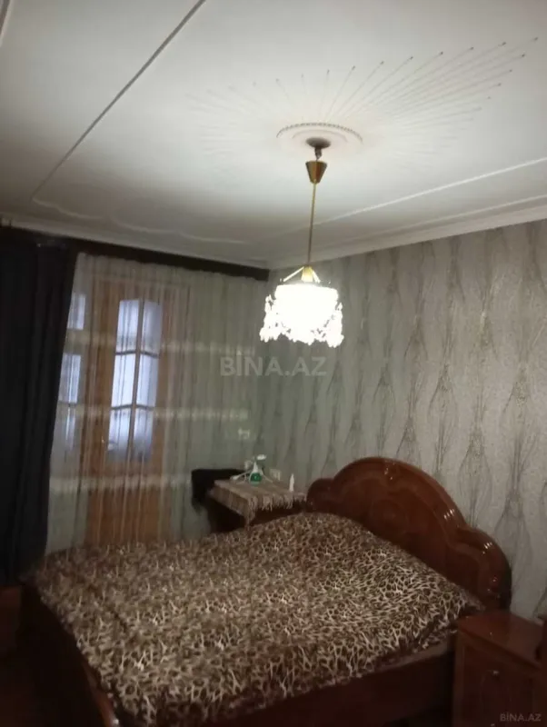 Satılır 4 otaqlı mənzil 100 m²