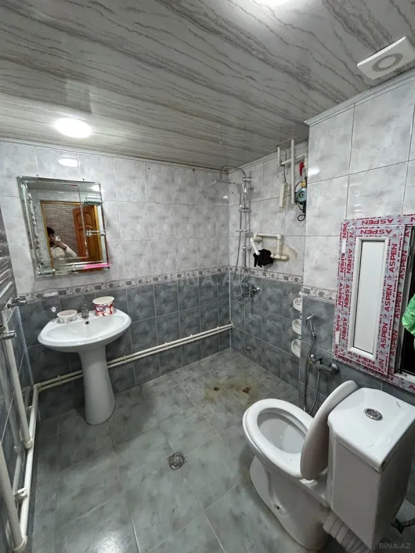 Satılır 2 otaqlı mənzil 62 m²