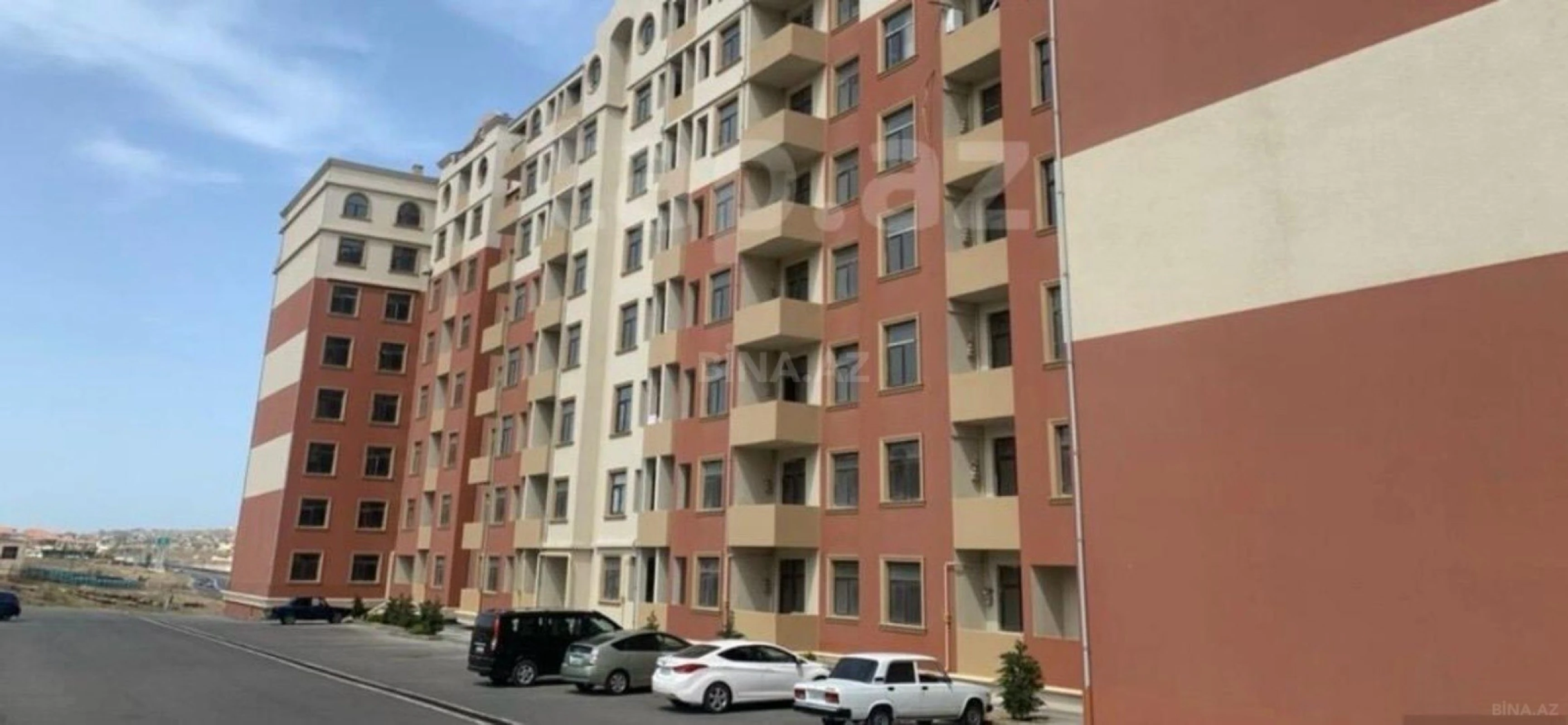 Satılır 2 otaqlı mənzil 77 m²