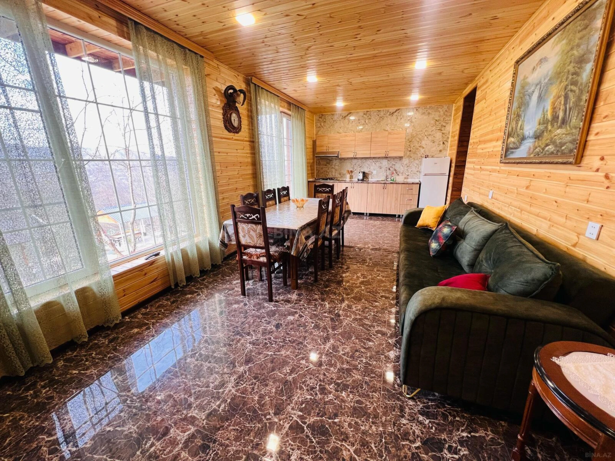 Kirayə verilir 4 otaqlı həyət evi 140 m²
