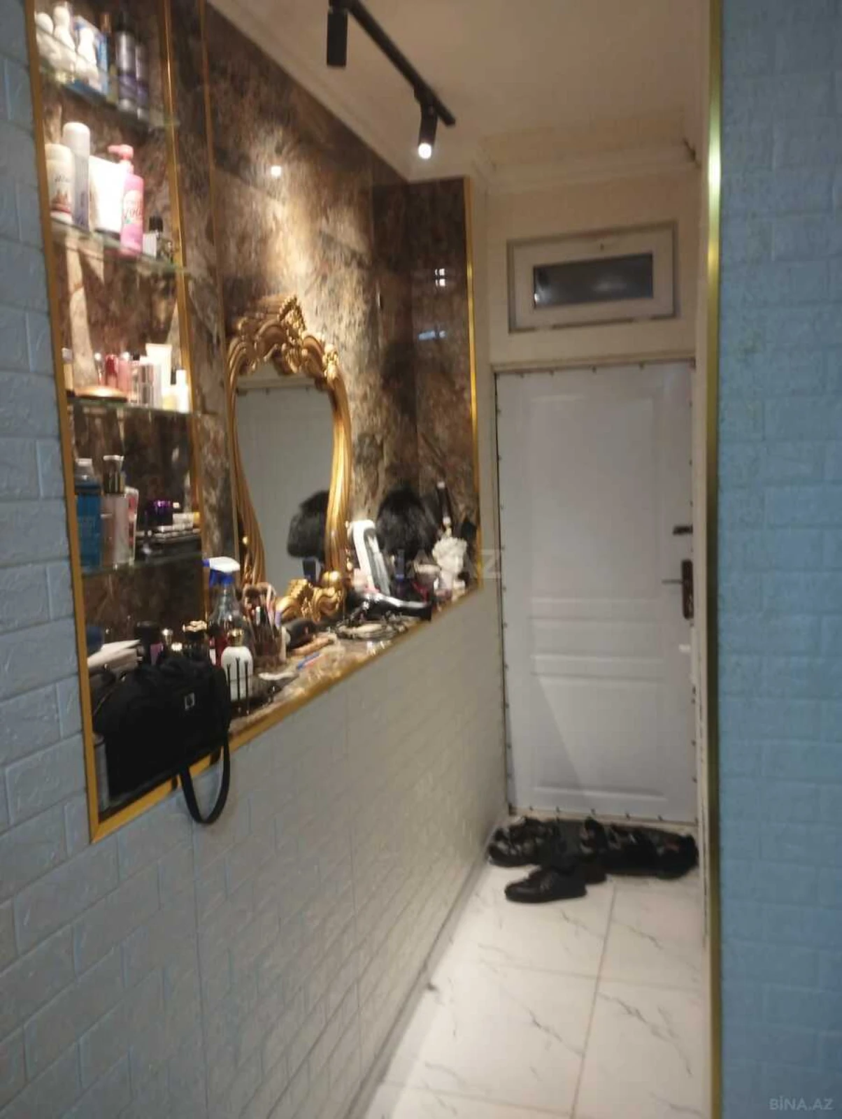 Satılır 1 otaqlı mənzil 20 m²