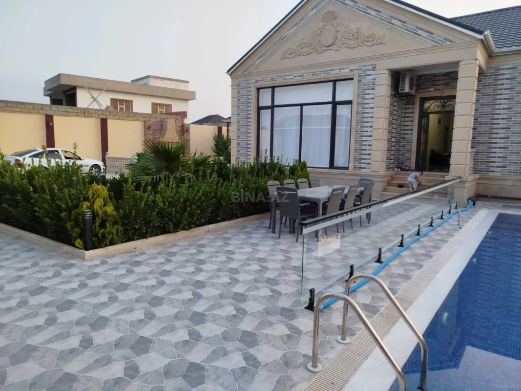 Kirayə verilir 4 otaqlı həyət evi 200 m²