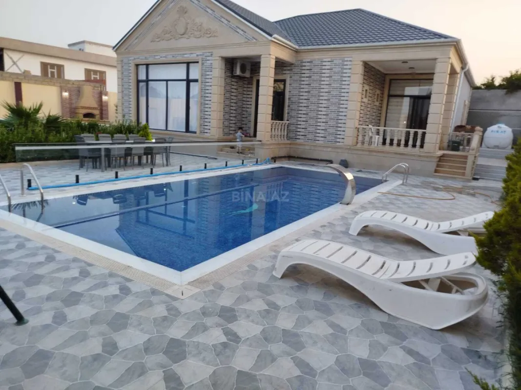 Kirayə verilir 4 otaqlı həyət evi 200 m²