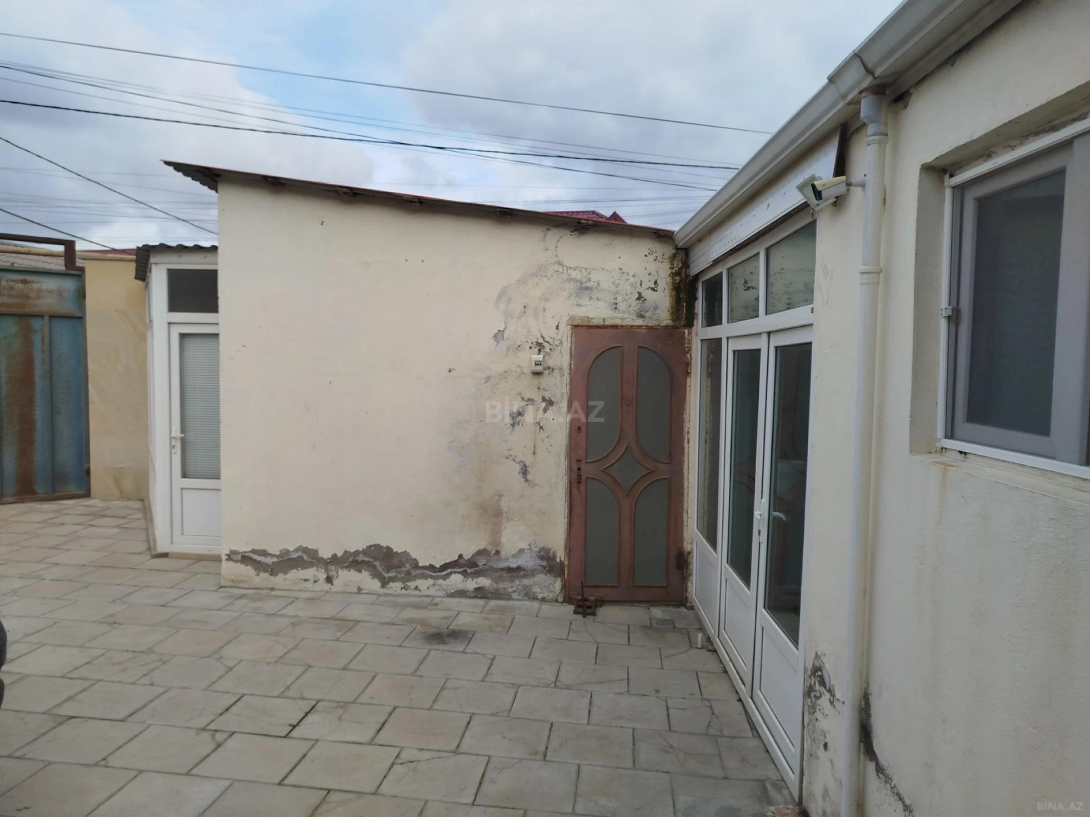 Satılır 4 otaqlı həyət evi 120 m²