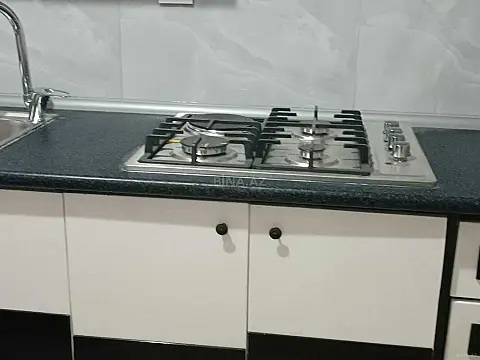 Kirayə verilir 3 otaqlı mənzil 116 m²