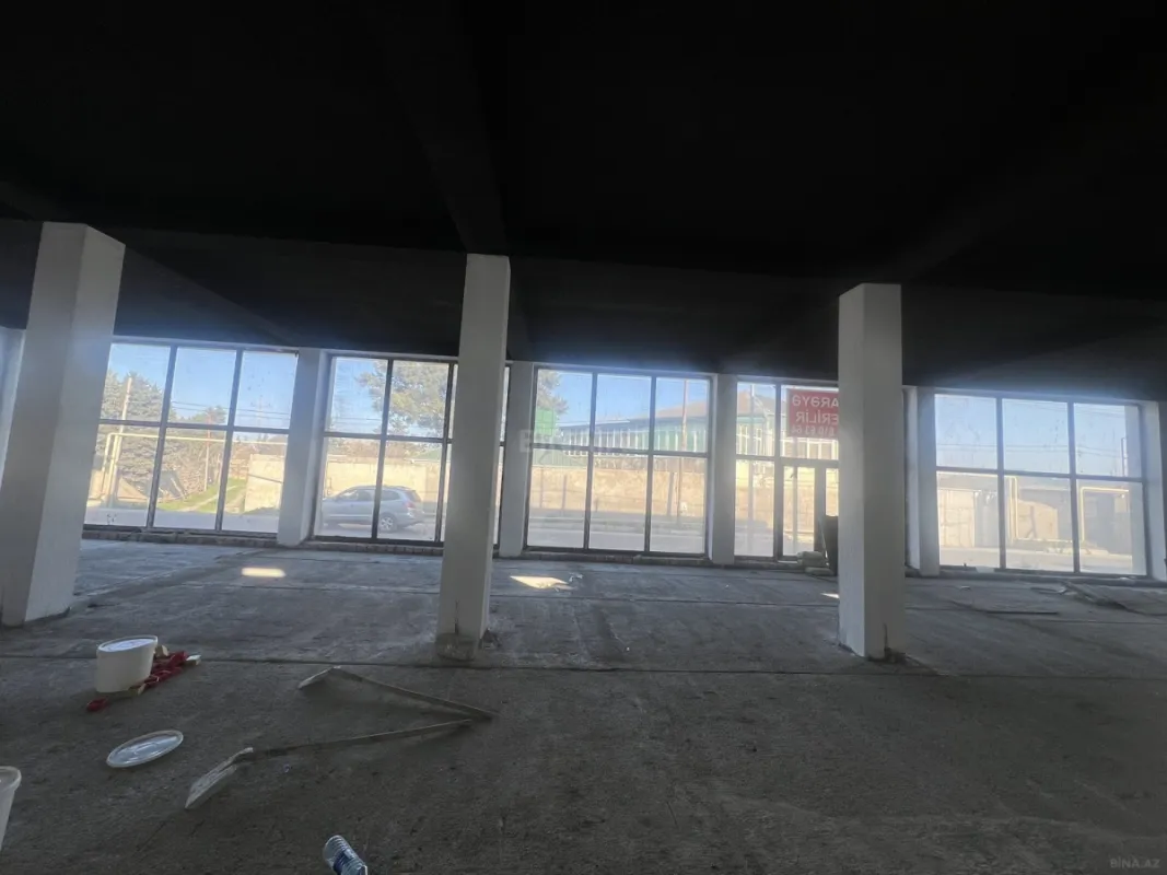 Kirayə verilir obyekt 180 m²