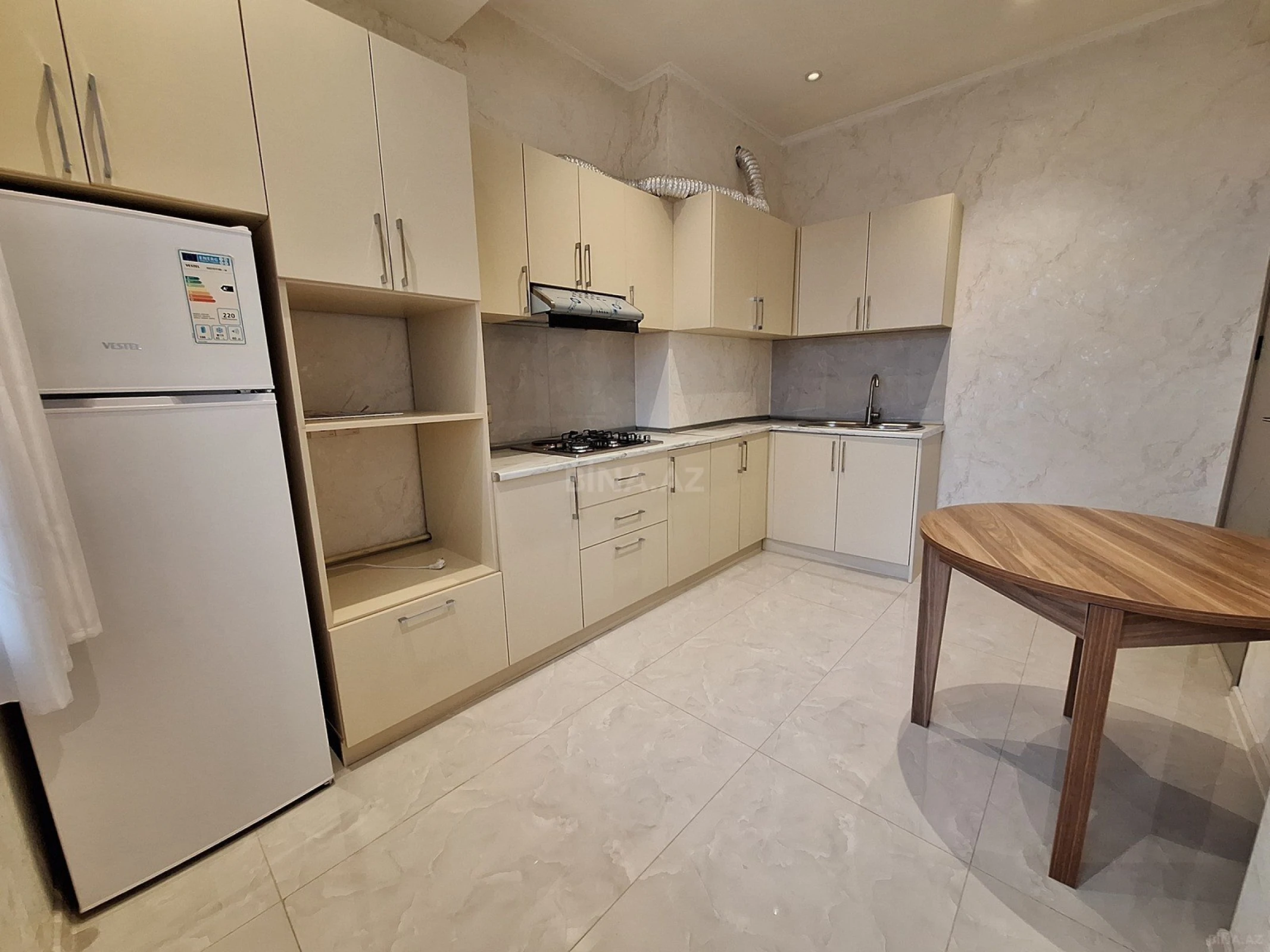 Kirayə verilir 3 otaqlı mənzil 78 m²