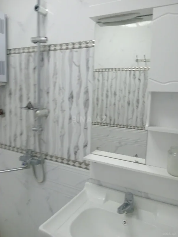 Kirayə verilir 2 otaqlı mənzil 50 m²