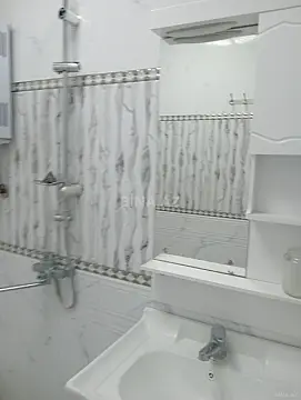 Kirayə verilir 2 otaqlı mənzil 50 m²