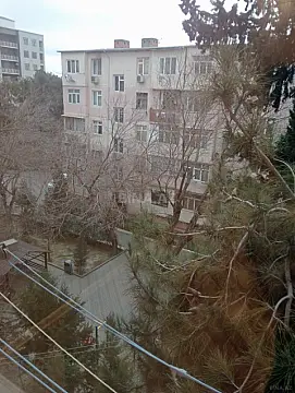 Kirayə verilir 2 otaqlı mənzil 50 m²