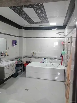 Satılır 3 otaqlı mənzil 250 m²
