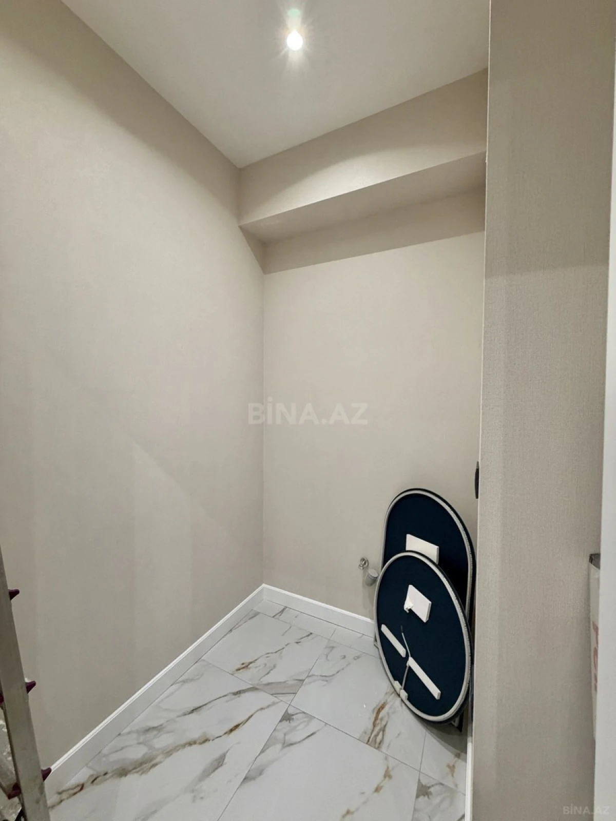 Satılır 2 otaqlı mənzil 63 m²
