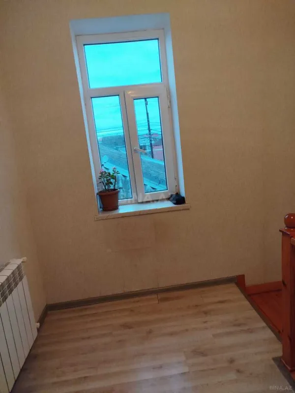Satılır 4 otaqlı həyət evi 90 m²