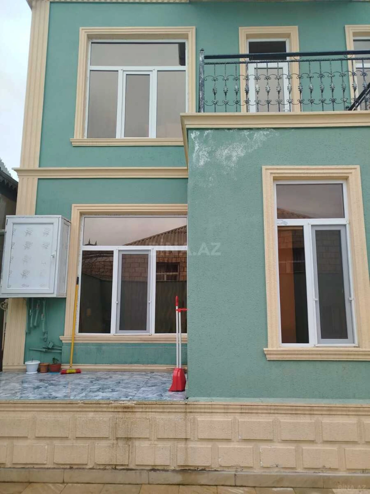 Satılır 4 otaqlı həyət evi 90 m²