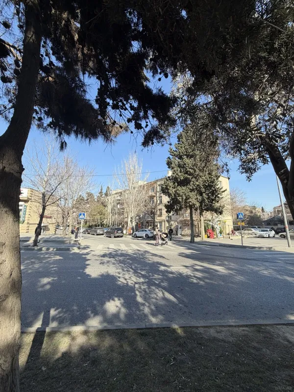 Satılır 1 otaqlı mənzil 35 m²