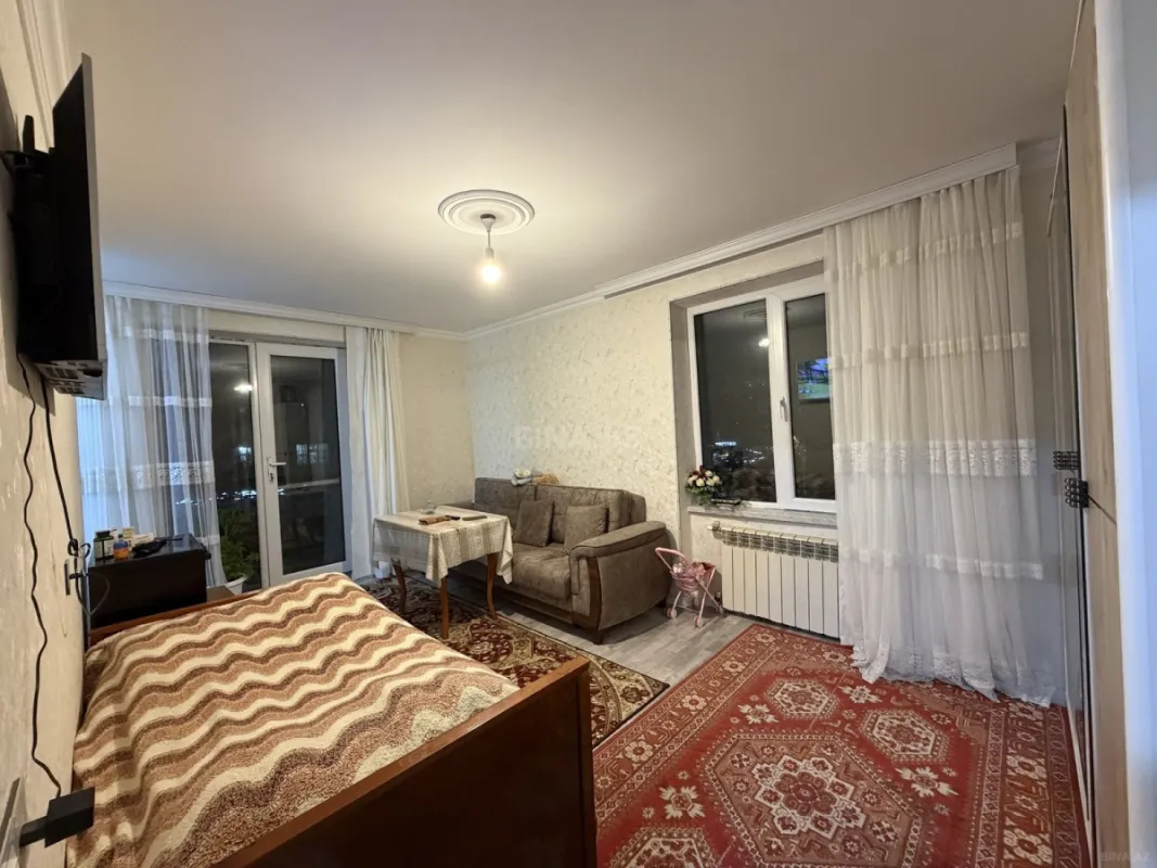 Satılır 1 otaqlı mənzil 35 m²