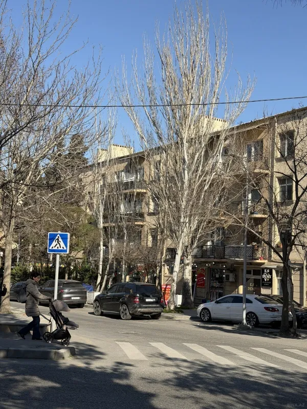 Satılır 1 otaqlı mənzil 35 m²