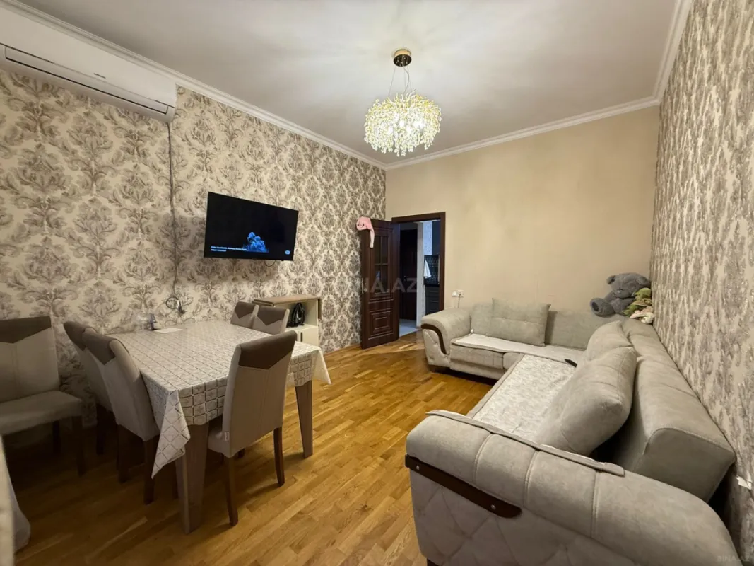 Satılır 2 otaqlı mənzil 52 m²